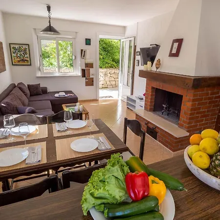 Lejlighed Karla - Two-bedroom With Sea View *