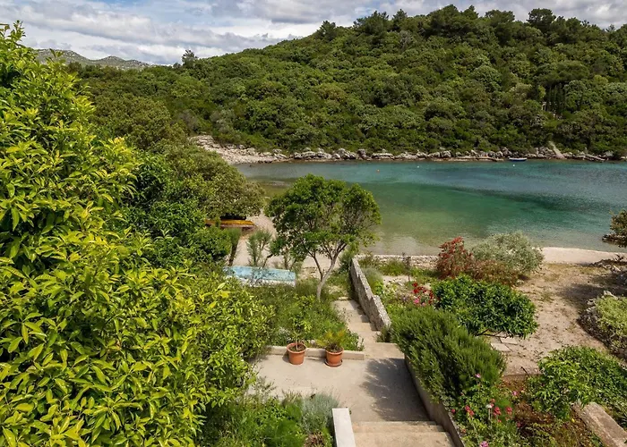 Karla - Two-bedroom With Sea View *