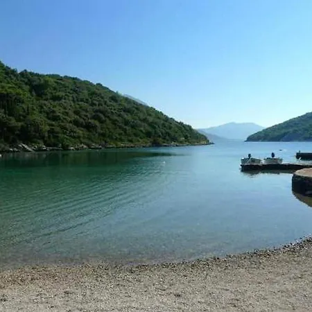 Karla - Two-bedroom With Sea View Lägenhet *