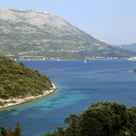 Karla - Two-bedroom With Sea View *